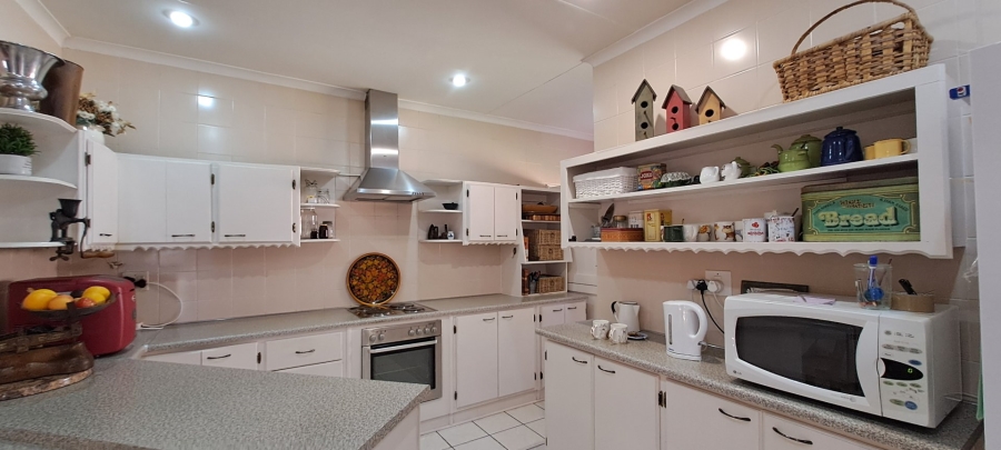 4 Bedroom Property for Sale in La Provance Free State